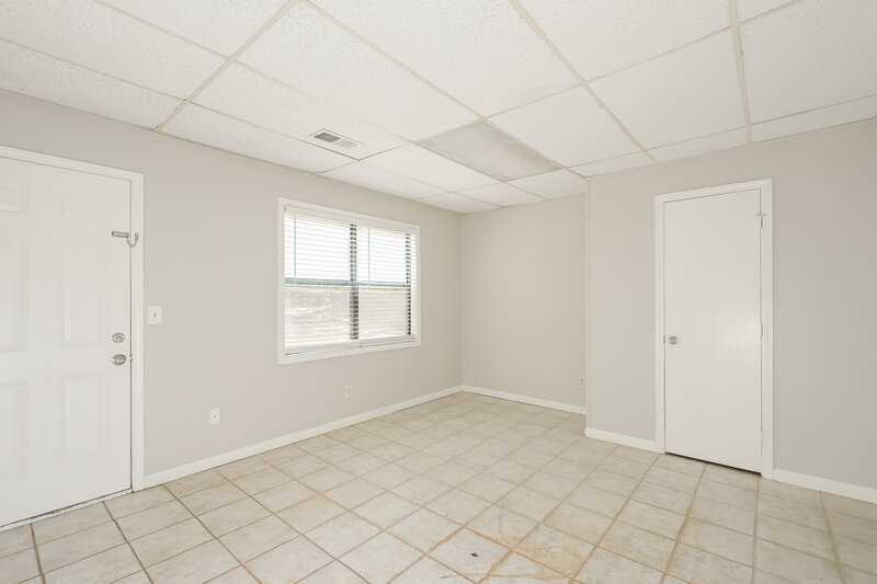 1,985/Mo, 3384 Sheree Trail Stone Mountain, GA 30087 Bonus Room View
