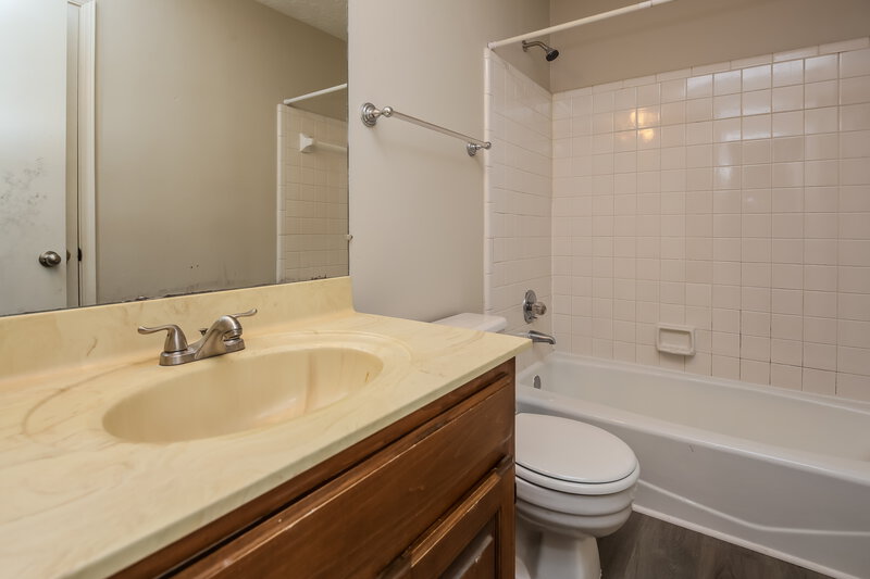 2,025/Mo, 3384 Sheree Trail Stone Mountain, GA 30087 Bathroom View