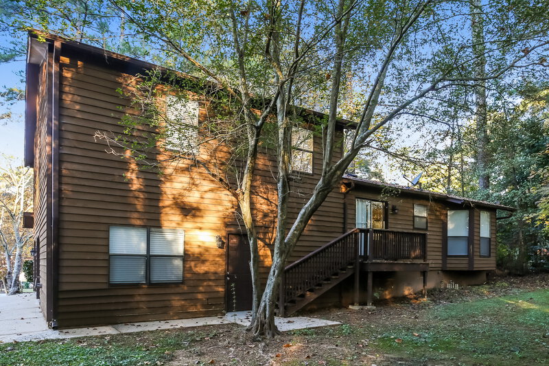 2,025/Mo, 3384 Sheree Trail Stone Mountain, GA 30087 Rear View