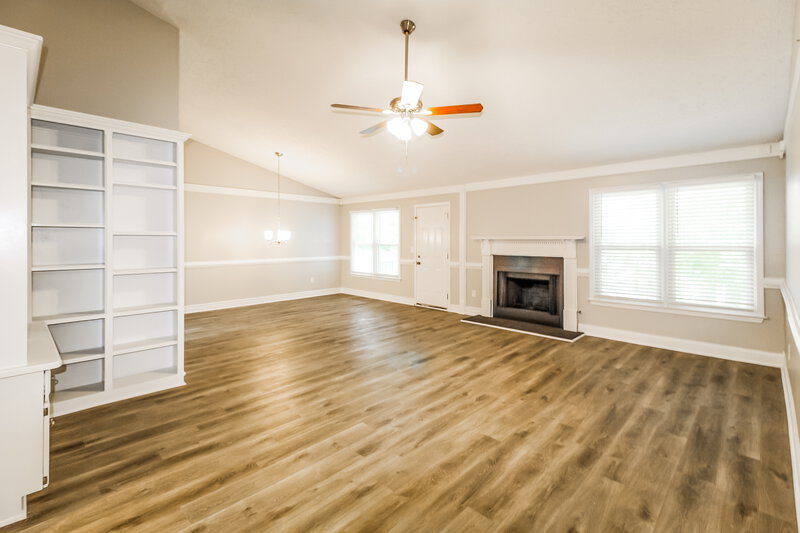 2,120/Mo, 235 Grayland Creek Dr Lawrenceville, GA 30046 Living Room View