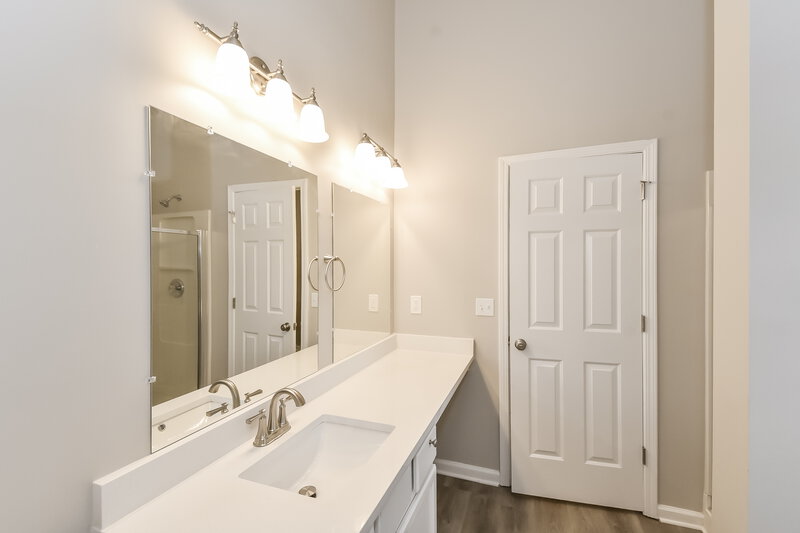 1,855/Mo, 6702 Brookfield Way Douglasville, GA 30134 Main Bathroom View 2
