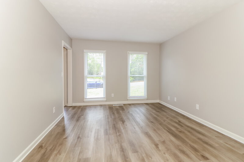2,175/Mo, 1364 Yorktown Dr Lawrenceville, GA 30043 Family Room View