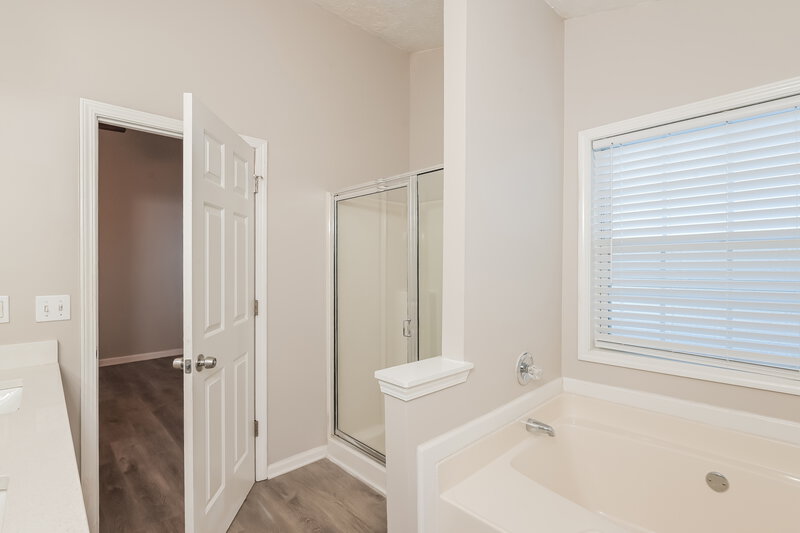 2,095/Mo, 3075 Baymount Dr Lawrenceville, GA 30043 Main Bathroom View 2