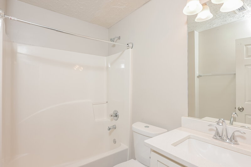 2,095/Mo, 3075 Baymount Dr Lawrenceville, GA 30043 Bathroom View