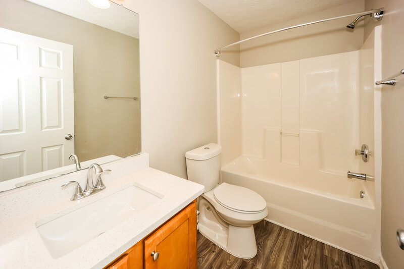 2,010/Mo, 11264 James Madison Dr Hampton, GA 30228 Bathroom View