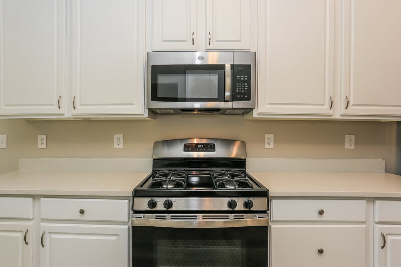 2,650/Mo, 555 Creek Valley Ct Stockbridge, GA 30281 No Caption View 2