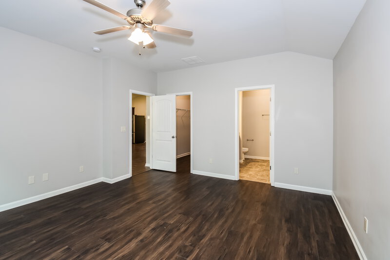 2,160/Mo, 165 Renford Rd Ball Ground, GA 30107 Main Bedroom View 2