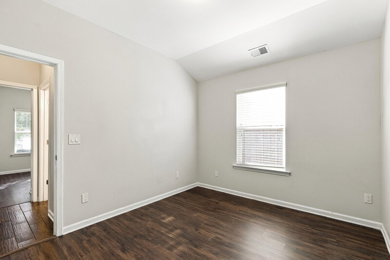 2,180/Mo, 165 Renford Rd Ball Ground, GA 30107 Bedroom View 2
