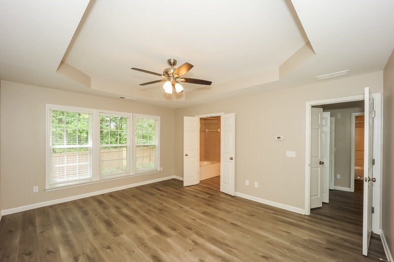 2,210/Mo, 3283 Welmingham Dr SW Atlanta, GA 30331 Main Bedroom View 2