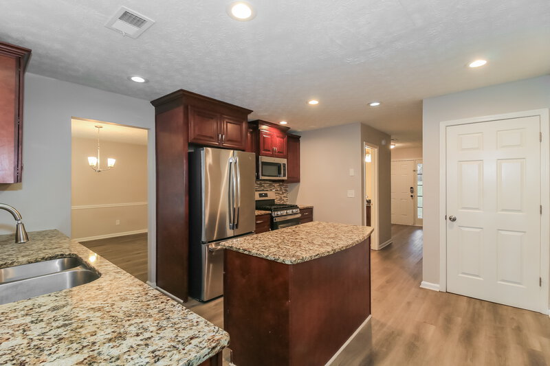 2,335/Mo, 2597 Oslo Ct Jonesboro, GA 30236 Kitchen View