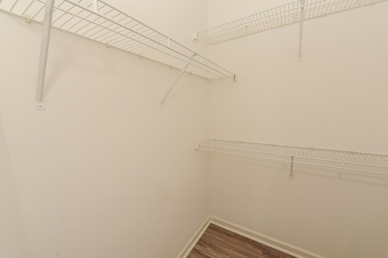 2,010/Mo, 78 Howard Ave Nw Cartersville, GA 30121 Closet View