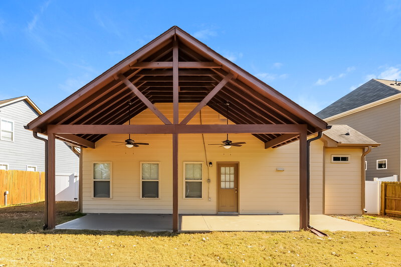 2,010/Mo, 78 Howard Ave Nw Cartersville, GA 30121 Rear View