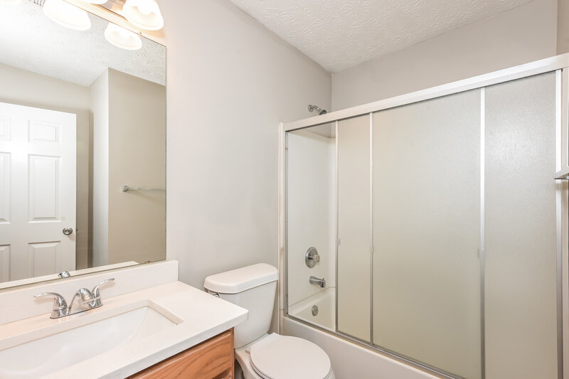 1,840/Mo, 2219 Ligney Creek Ln Snellville, GA 30039 Bathroom View