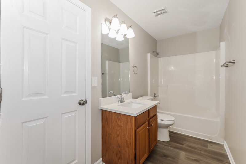2,275/Mo, 1597 Rice Sq Lithonia, GA 30058 Bathroom View