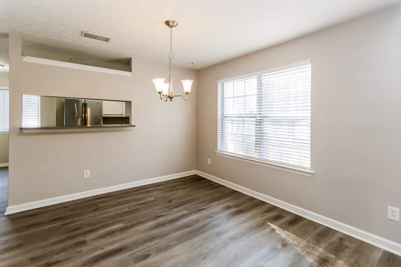 2,040/Mo, 4770 Millbank Court NW Acworth, GA 30102 Dining Room View