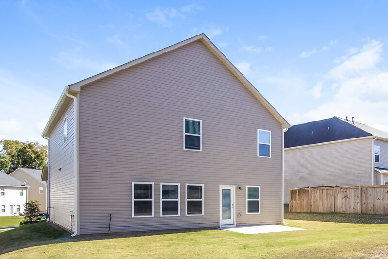 2,350/Mo, 65 Bollen Rdg Hiram, GA 30141 Rear View