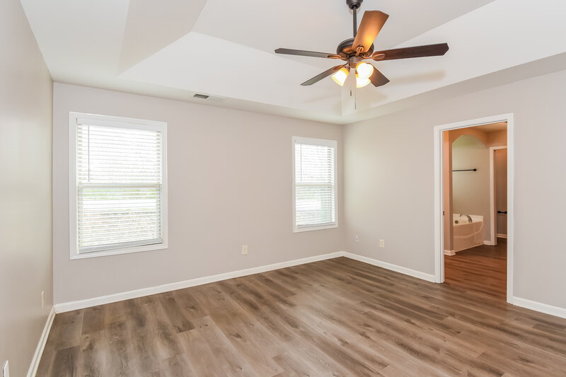 2,160/Mo, 159 Bethany Manor Dr Ball Ground, GA 30107 Main Bedroom View