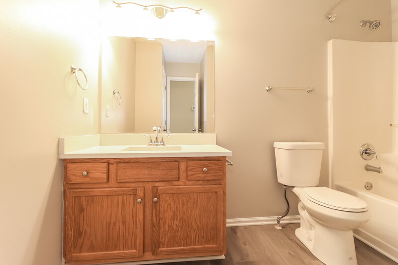 2,360/Mo, 93 Danville Trail Dallas, GA 30132 Bathroom View