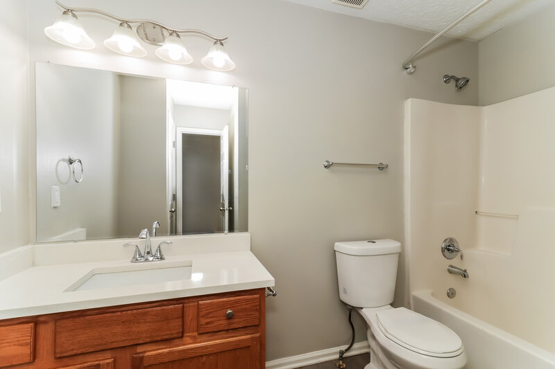 1,675/Mo, 93 Danville Trail Dallas, GA 30132 Bathroom View