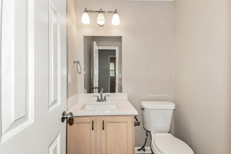 2,180/Mo, 2098 SUGAR CREEK FALLS Court SE Atlanta, GA 30316 Bathroom View 2