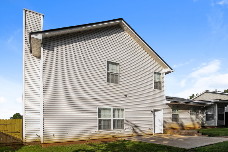 2,310/Mo, 2098 SUGAR CREEK FALLS Court SE Atlanta, GA 30316 Rear View