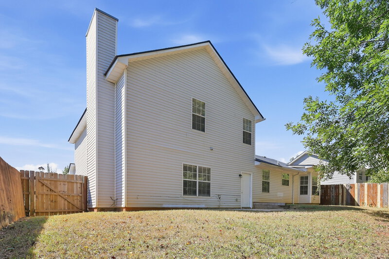 2,180/Mo, 2098 SUGAR CREEK FALLS Court SE Atlanta, GA 30316 Rear View