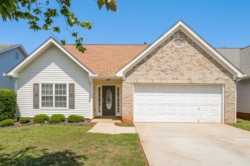 0/Mo, 25 Collins Trce Covington, GA 30016 External View