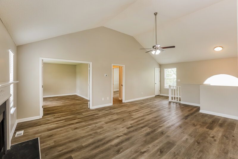 3,170/Mo, 7388 Elm Ridge Ct Douglasville, GA 30134 Living Room View
