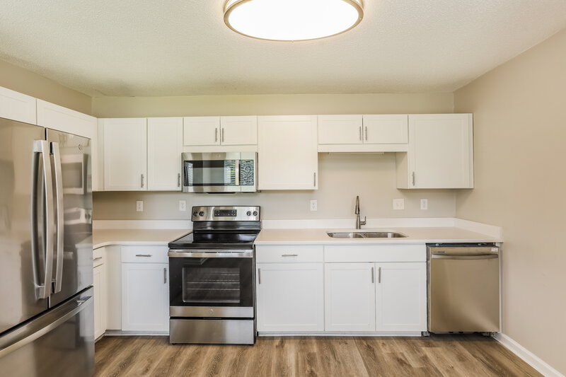 3,170/Mo, 7388 Elm Ridge Ct Douglasville, GA 30134 Kitchen View 2