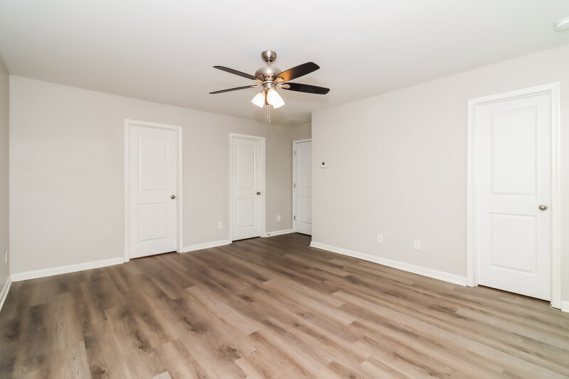 0/Mo, 167 Aberdeen Way Dallas, GA 30132 Main Bedroom View 2