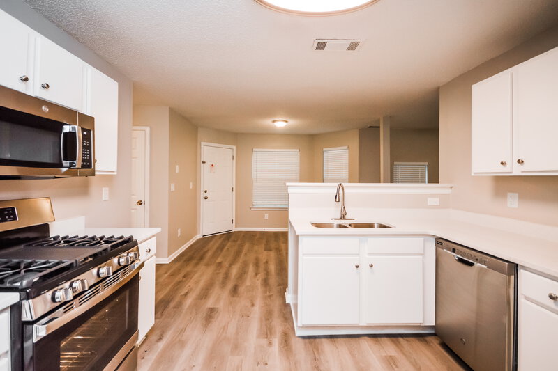 3,270/Mo, 4178 Donna Way Lithonia, GA 30038 Kitchen View 2