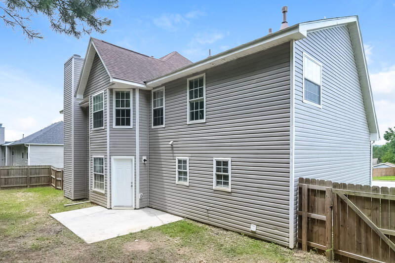 2,410/Mo, 4178 Donna Way Lithonia, GA 30038 Rear View