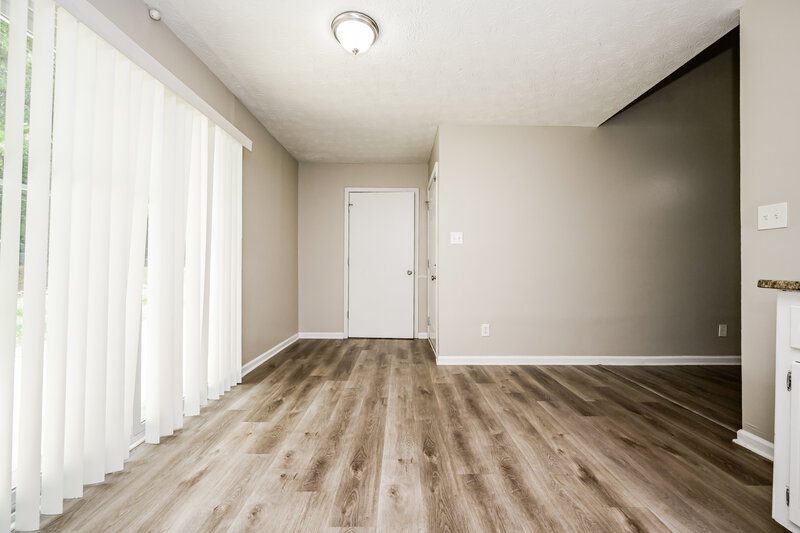1,740/Mo, 417 Willow Ct SE Conyers, GA 30094 Dining Room View
