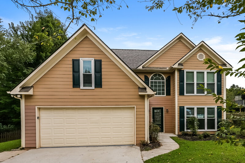 2,340/Mo, 655 Suwanee Lakes Cir Suwanee, GA 30024 External View