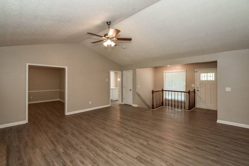 0/Mo, 8934 WESTERN PINES DR Douglasville, GA 30134 Living Room View 2