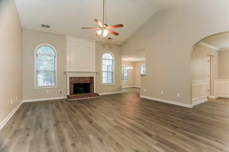 2,690/Mo, 6265 New Magnolia Pl College Park, GA 30349 Living Room View