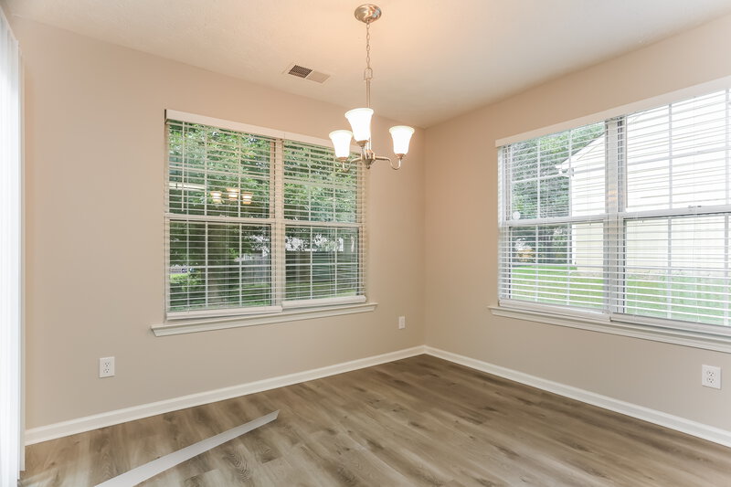 2,690/Mo, 6265 New Magnolia Pl College Park, GA 30349 Dining Room View