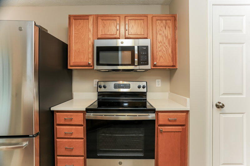 2,690/Mo, 6265 New Magnolia Pl College Park, GA 30349 Kitchen View