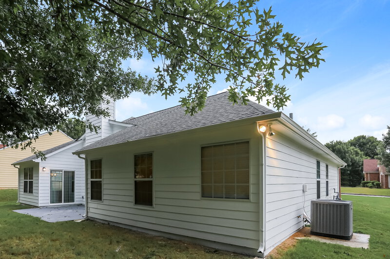 2,690/Mo, 6265 New Magnolia Pl College Park, GA 30349 Rear View