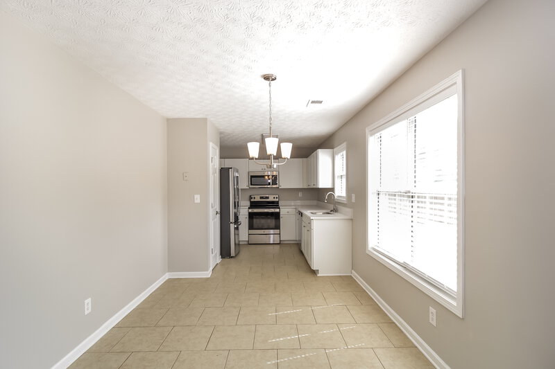 2,490/Mo, 88 Ann Cir SE Cartersville, GA 30121 Dining Room View