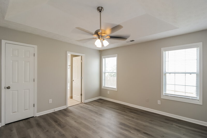 2,490/Mo, 88 Ann Cir SE Cartersville, GA 30121 Main Bedroom View 2
