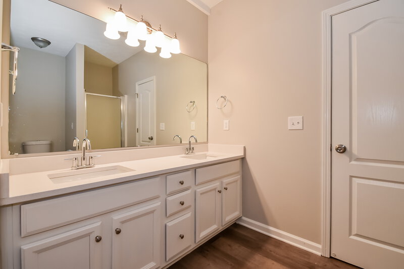 2,005/Mo, 7074 Littlebrook Way Douglasville, GA 30134 Bathroom View