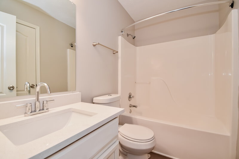 2,005/Mo, 7074 Littlebrook Way Douglasville, GA 30134 Bathroom View 2