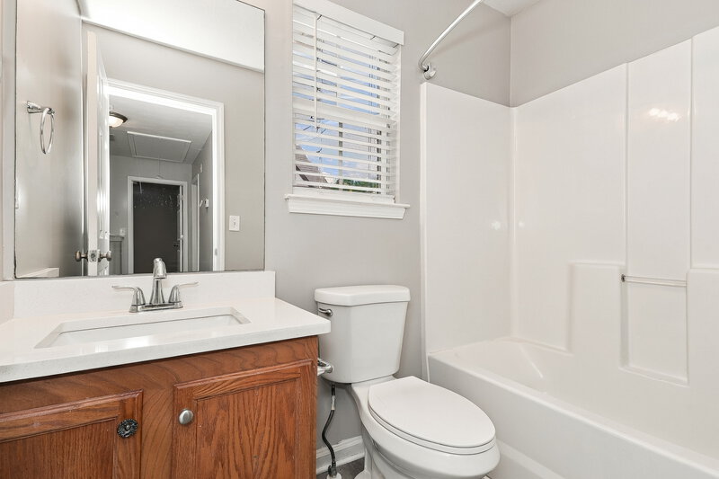 2,025/Mo, 2534 Walter Way Stockbridge, GA 30281 Bathroom View