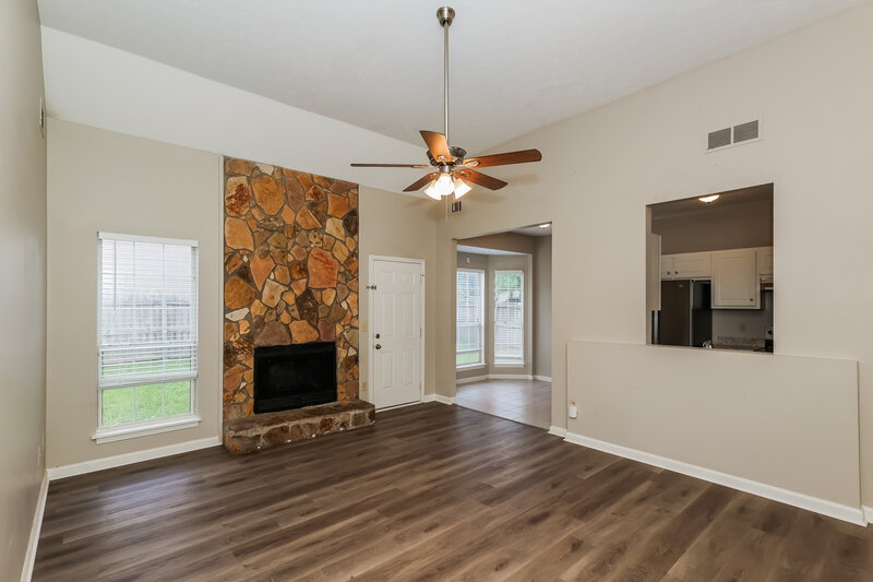 1,765/Mo, 495 Anna Ave Palmetto, GA 30268 Living Room View