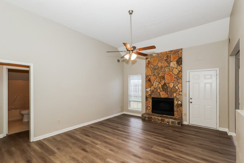 1,765/Mo, 495 Anna Ave Palmetto, GA 30268 Living Room View 3