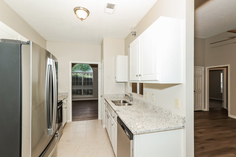 1,765/Mo, 495 Anna Ave Palmetto, GA 30268 Kitchen View 2