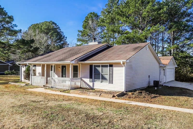 1,725/Mo, 350 Anna Ave Palmetto, GA 30268 Front View