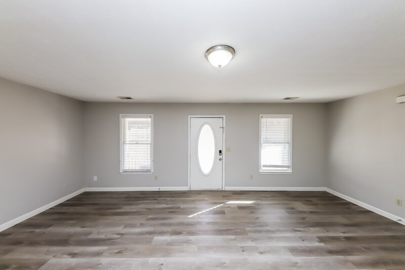 1,725/Mo, 350 Anna Ave Palmetto, GA 30268 Living Room View