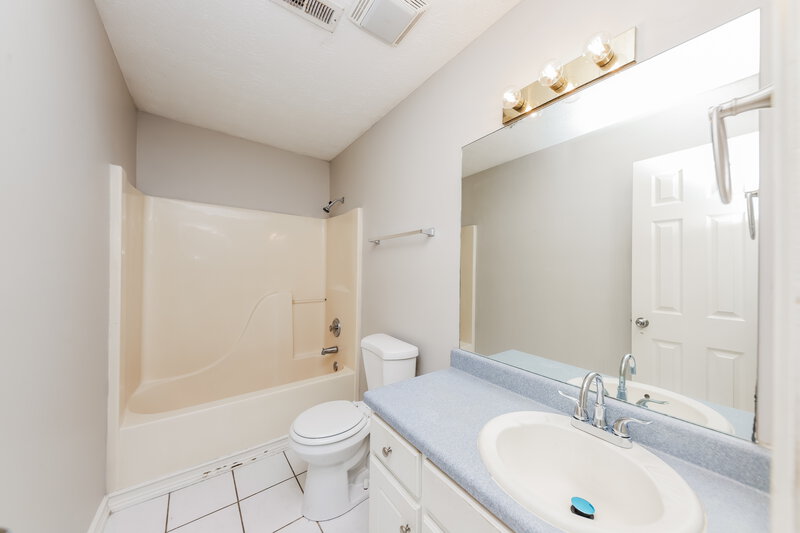 1,725/Mo, 350 Anna Ave Palmetto, GA 30268 Bathroom View